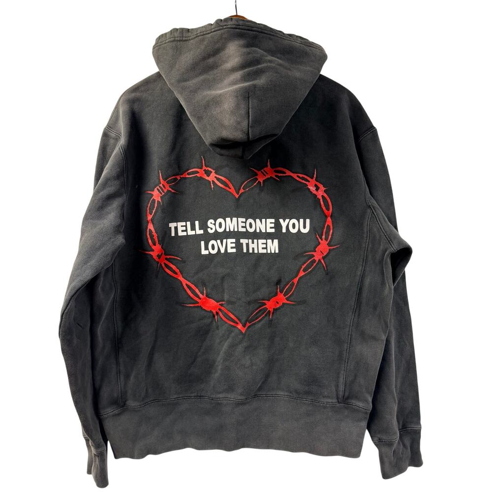 Pythia Hoodie Tell Someone You Love Them BarbedWireHeart WashedBlack Pullover L